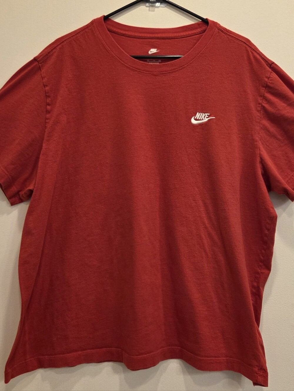 Nike The Nike Tee Men's XXL Red Embroidered Swoosh Short Sleeve T-Shirt Cotton